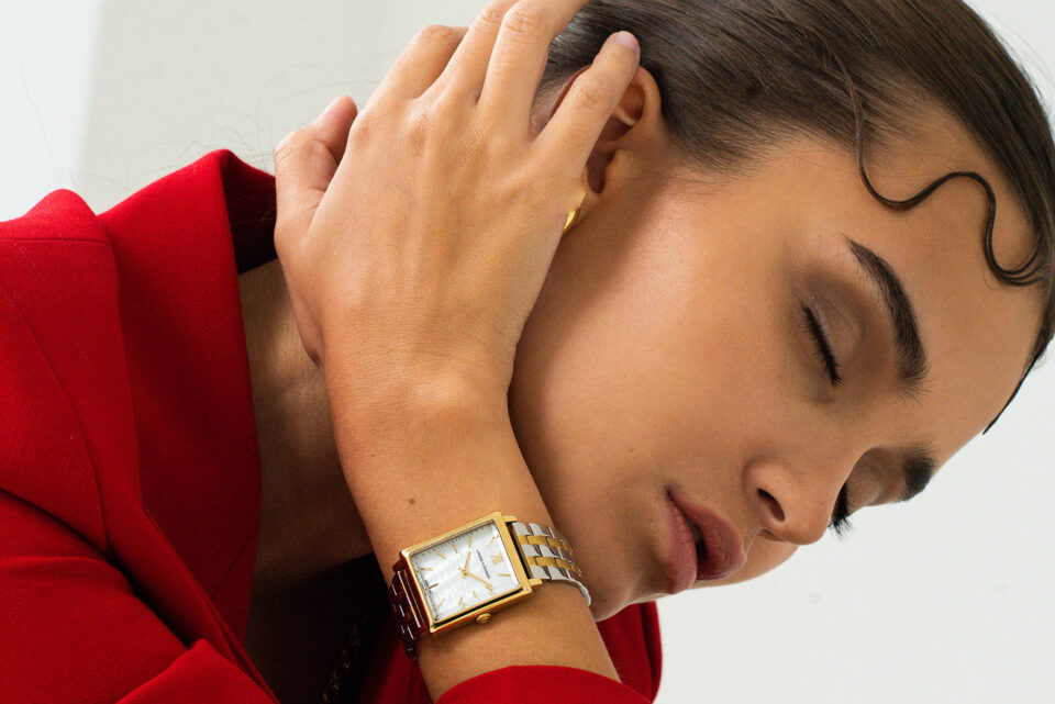 Model mit Uhr – Elevated Kampagne | Natalie Aust Düsseldorf